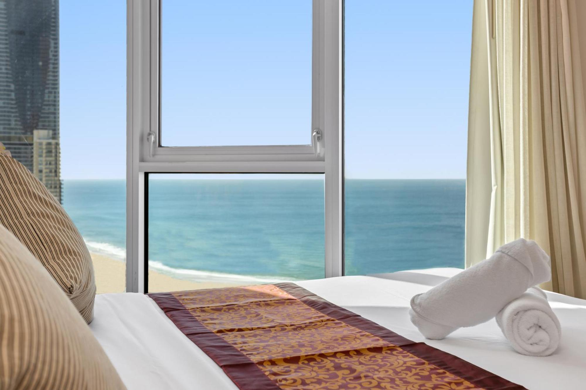 H Star Residences-- Paradise Stayz Gold Coast Bagian luar foto
