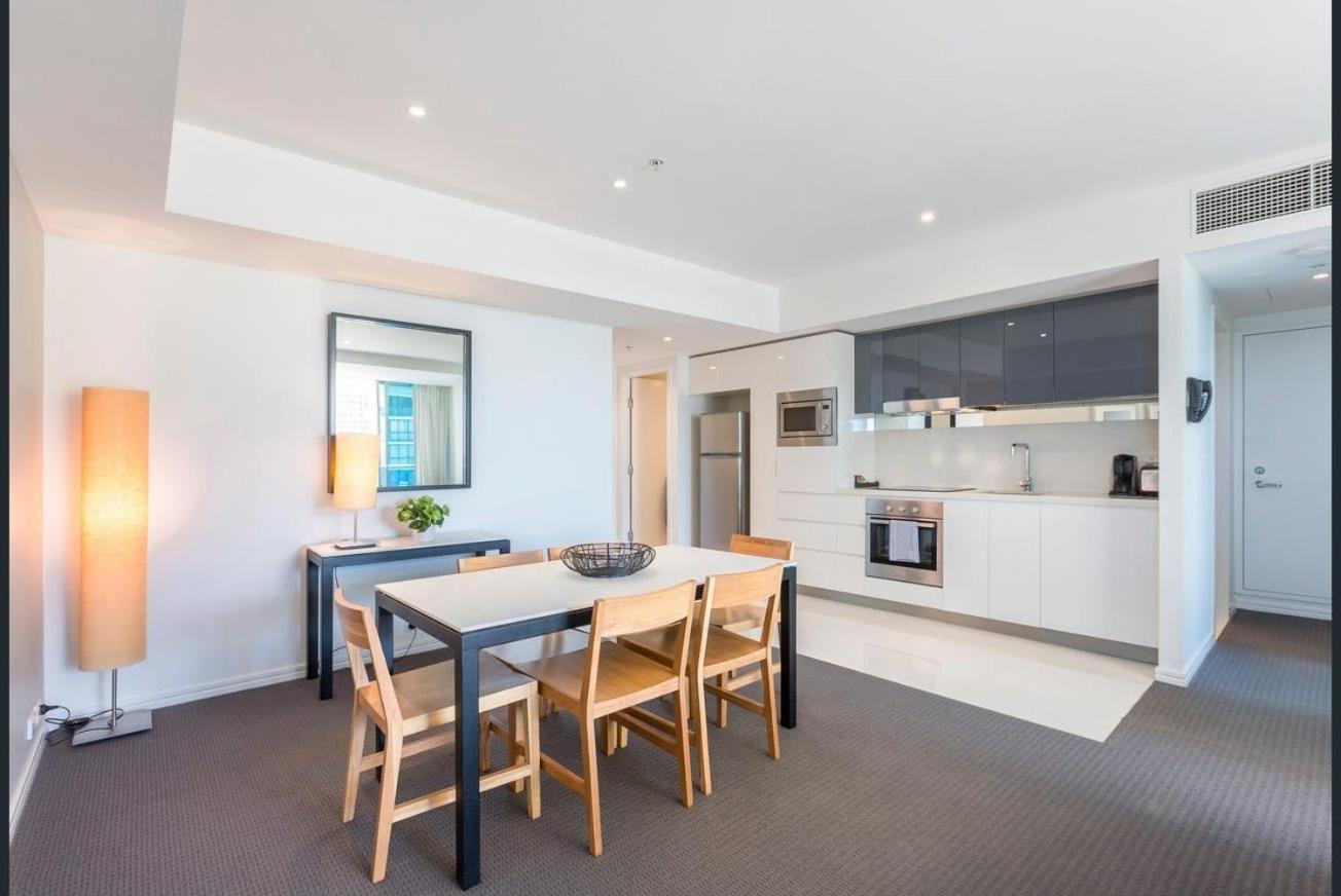 H Star Residences-- Paradise Stayz Gold Coast Bagian luar foto