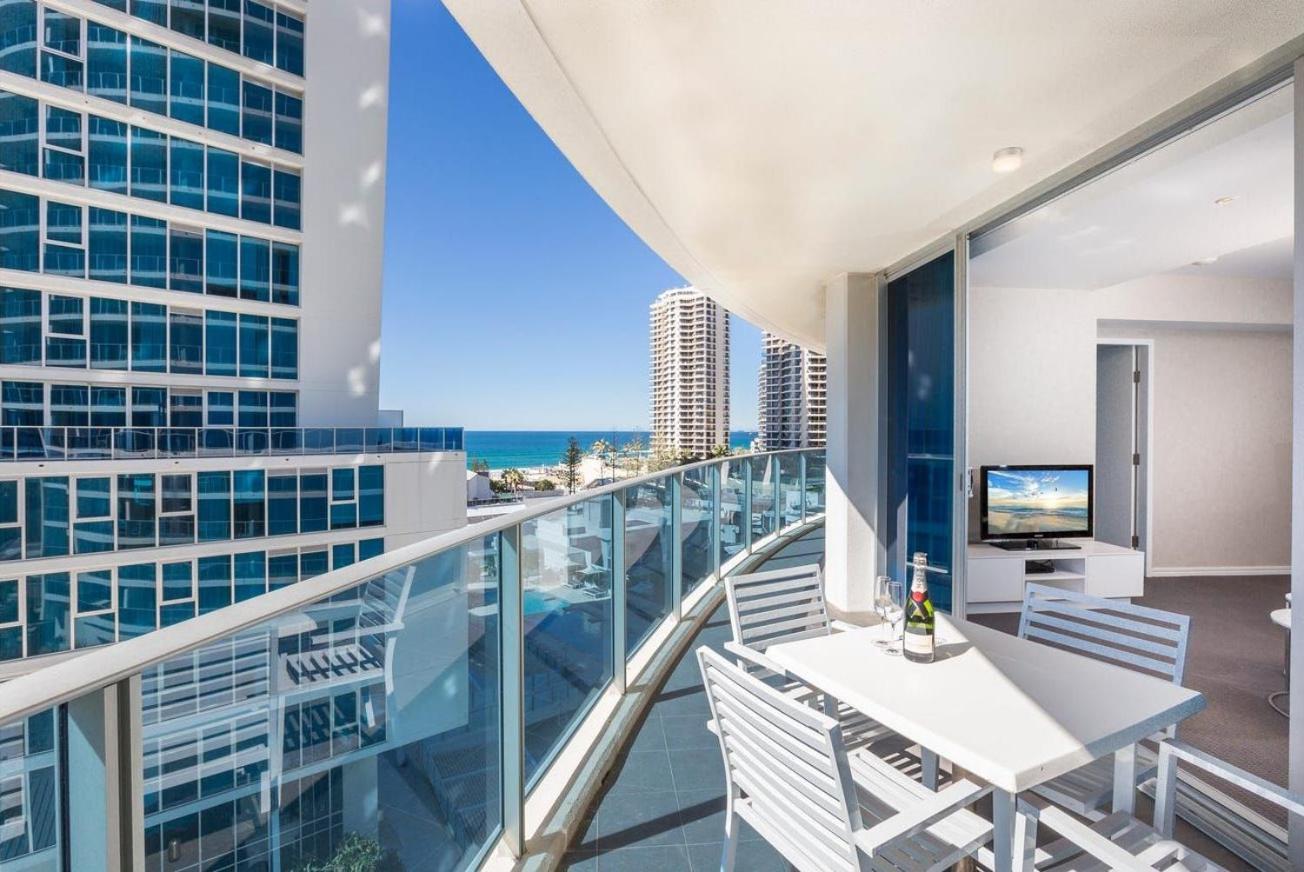 H Star Residences-- Paradise Stayz Gold Coast Bagian luar foto