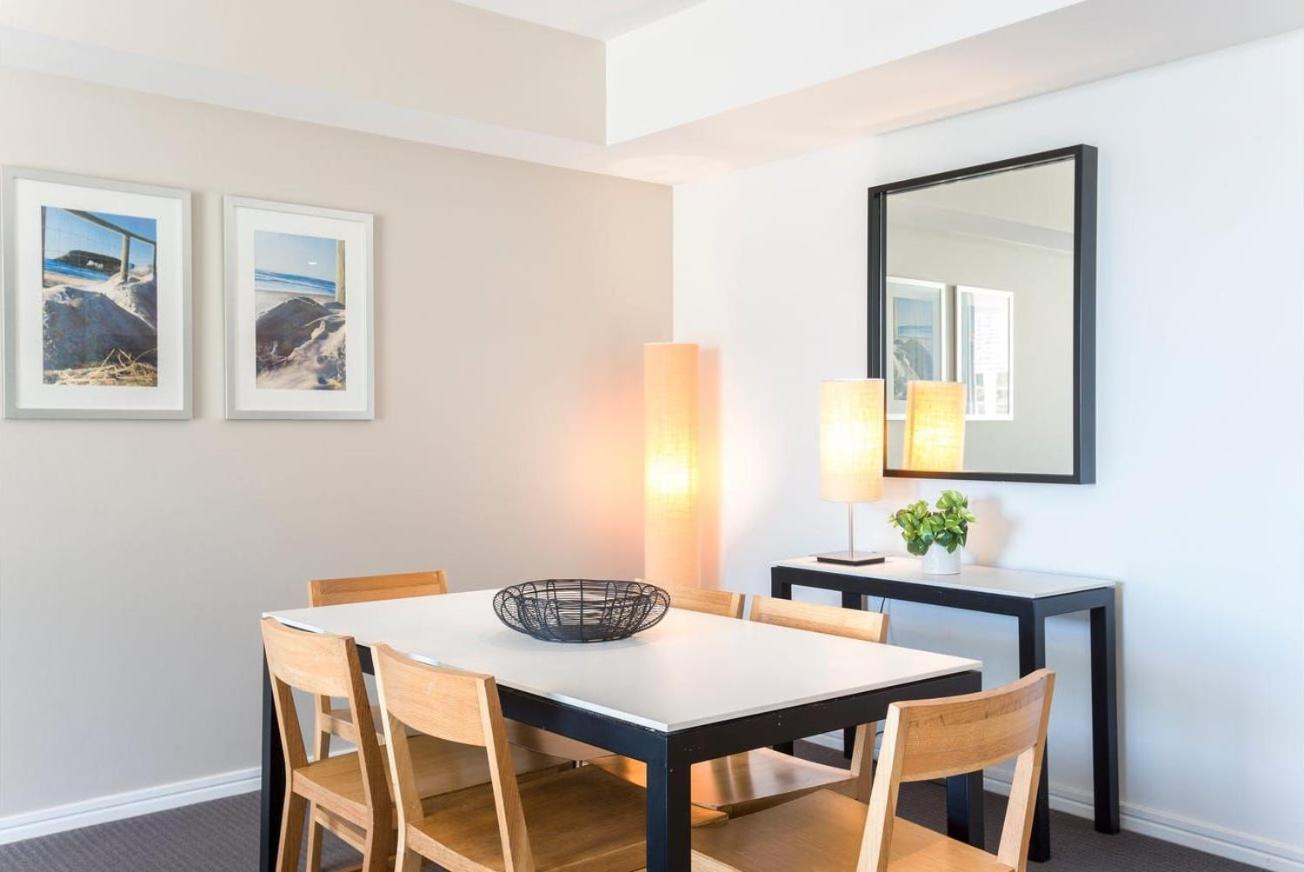 H Star Residences-- Paradise Stayz Gold Coast Bagian luar foto