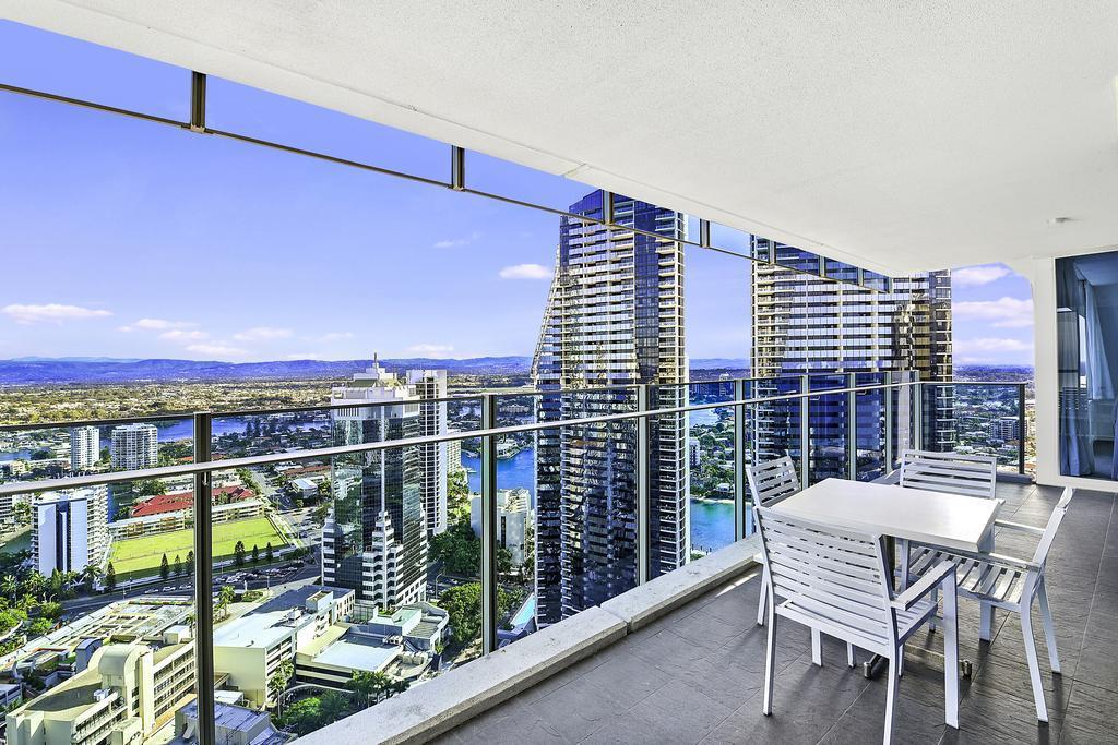 H Star Residences-- Paradise Stayz Gold Coast Bagian luar foto