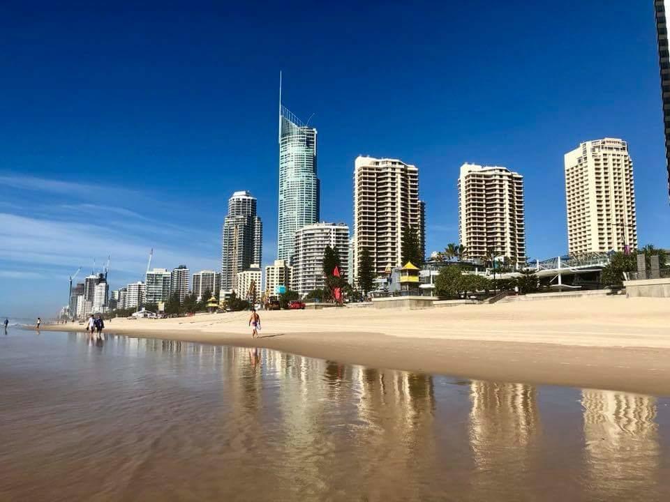 H Star Residences-- Paradise Stayz Gold Coast Bagian luar foto